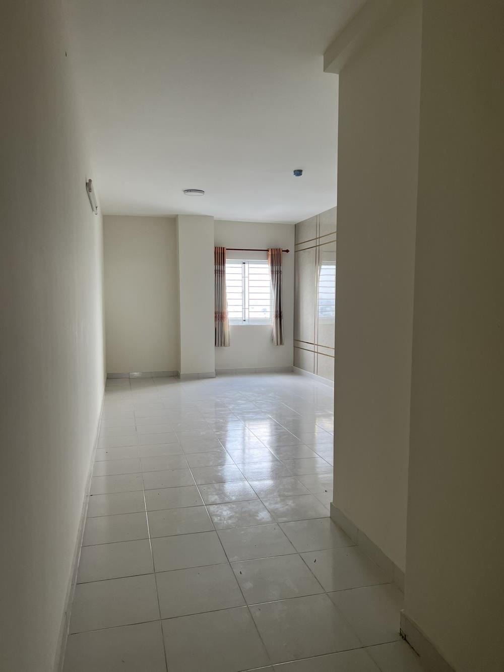 Bán Căn Hộ HQC Hóc Môn Giá 1.2 Tỷ - 2PN, Căn Góc, Pháp Lý Đầy Đủ