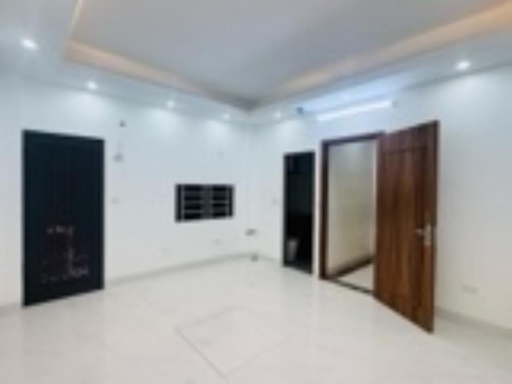 Cầu Diễn - Phú Diễn: Biệt thự 6 tầng, thang máy, 52m2, giá 14 tỷ 8 - Vị trí Vip