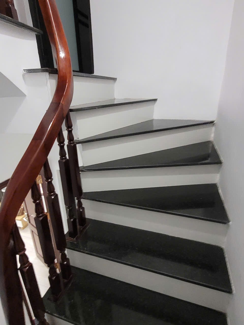 Bán Nhà Ngọc Hà, Ba Đình: Đẹp, Lô Góc, 5 Tầng, 7.7 Tỷ