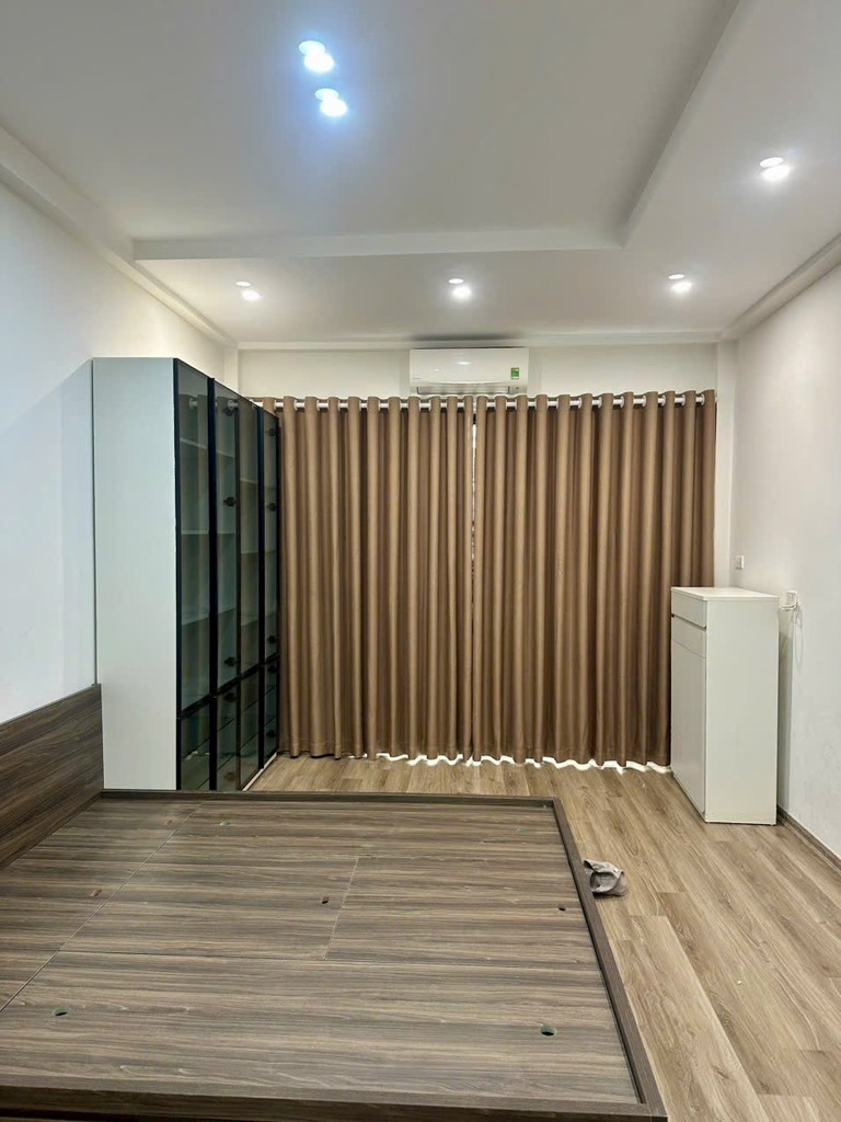 Bán nhà phố Hà Đông - 45m2, 5 tầng, ô tô vào, giá 8 tỷ