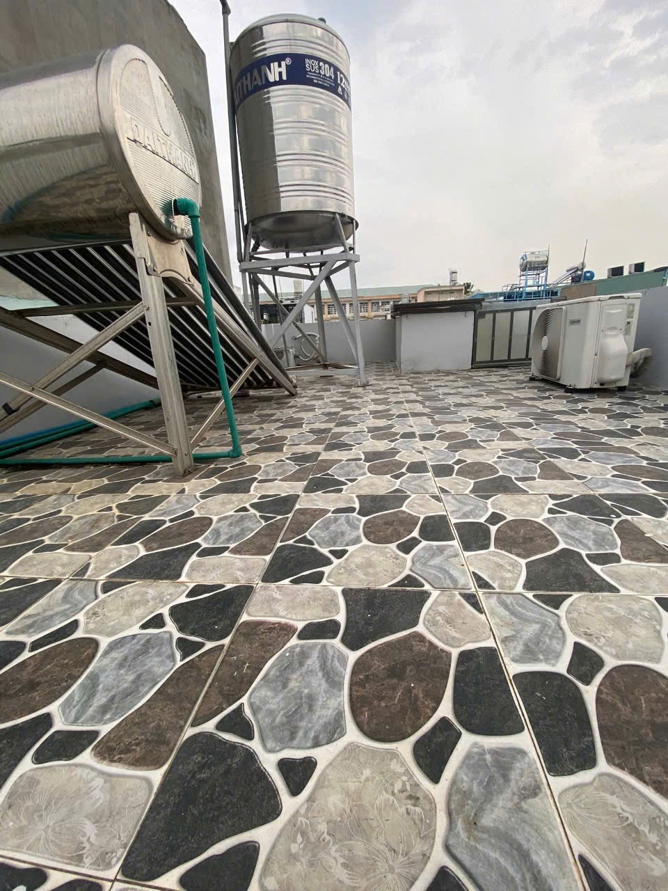 Nhà Đẹp 1 Trệt 2 Lầu, Đường Đông Hưng Thuận 09, Quận 12 - Giá 3.95 Tỷ