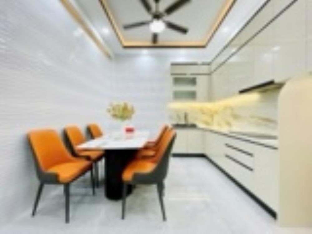 Nhà Mới Quận 10: 40m² Full Nội Thất, Giá 8.2 Tỷ - Vị Trí Đắc Địa