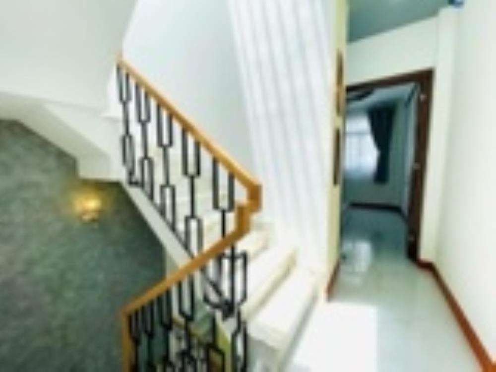 Nhà Mới Quận 10: 40m² Full Nội Thất, Giá 8.2 Tỷ - Vị Trí Đắc Địa