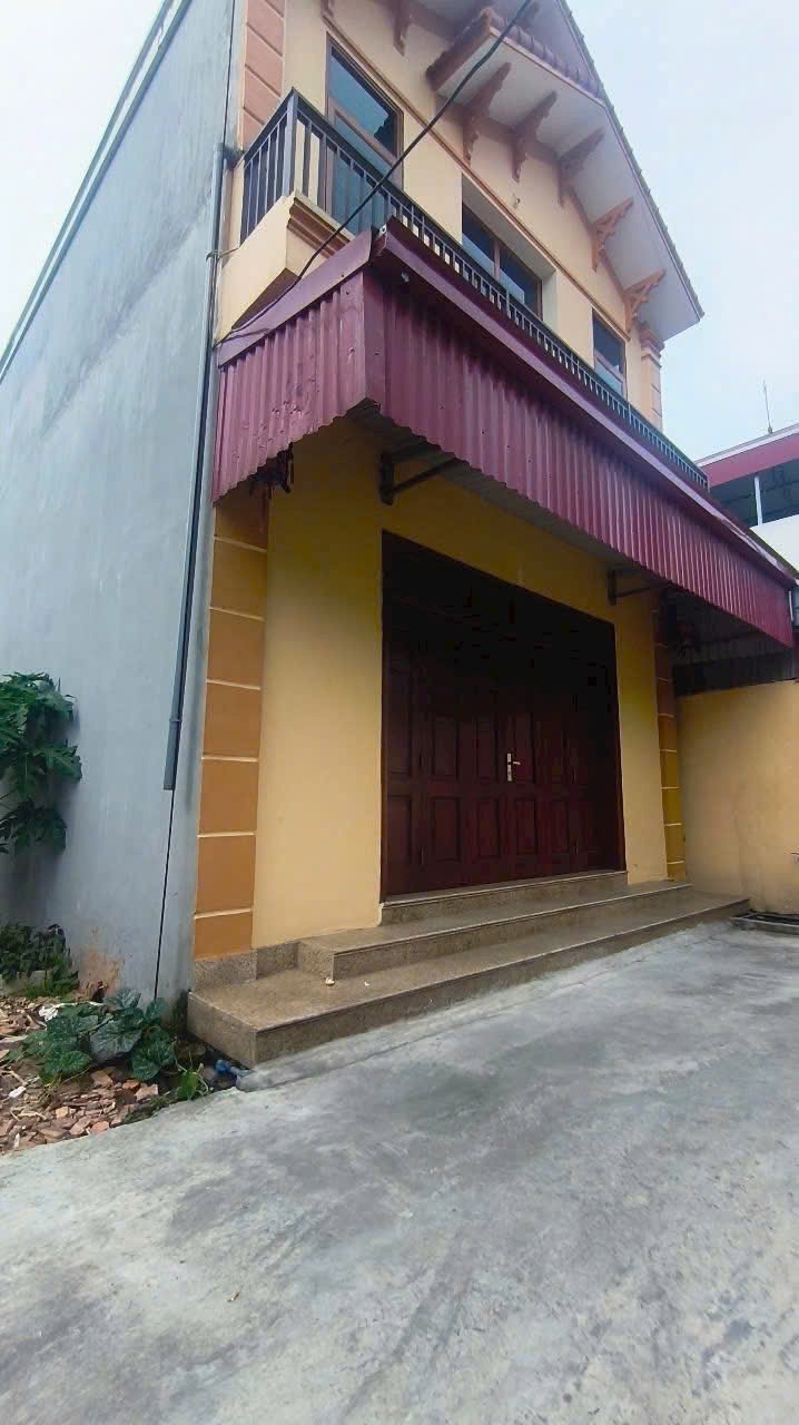 Nhà 2 Tầng Bến Trung 76m2 - Full Nội Thất - Ô Tô Đỗ Cửa | Giá Tốt