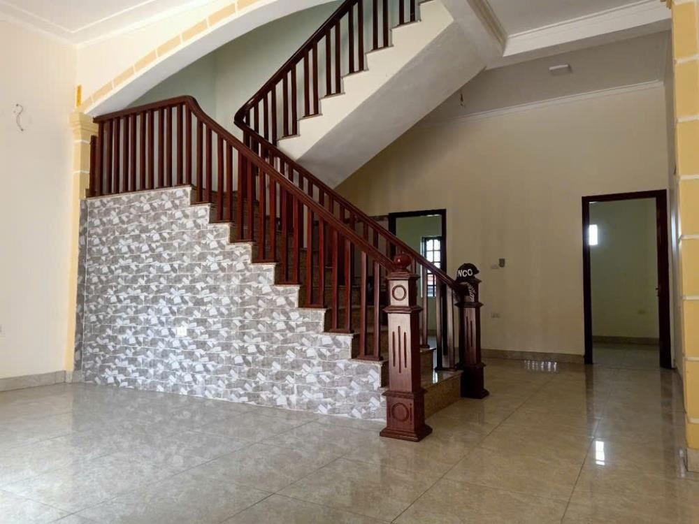 Nhà 2 Tầng Bến Trung 76m2 - Full Nội Thất - Ô Tô Đỗ Cửa | Giá Tốt