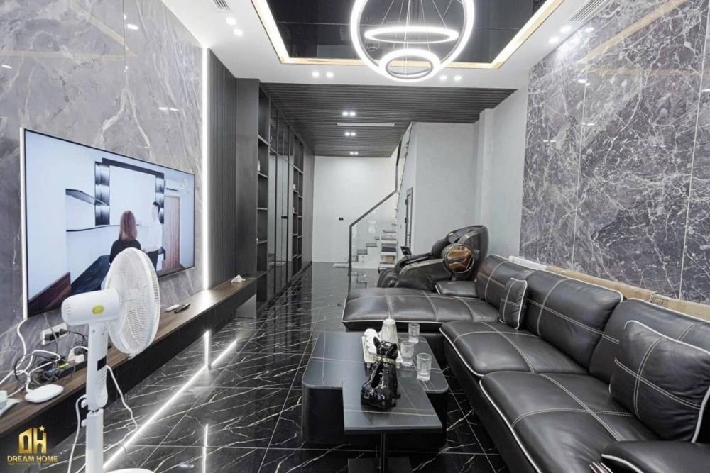 Bán nhà Hoàng Mai View Hồ - Phân Lô - Gara Ô Tô - Giá 10 tỷ
