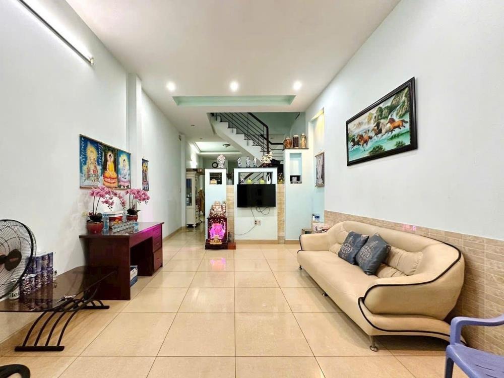 Bán Nhà Đường Hoàng Văn Thụ, Phường 4, Tân Bình - 4x13.5m, 3 Tầng