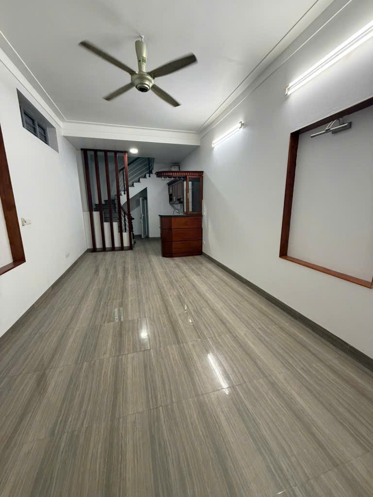 Bán nhà phố Minh Khai - Lô góc 3 thoáng - 6.8 tỷ - Gần Time City