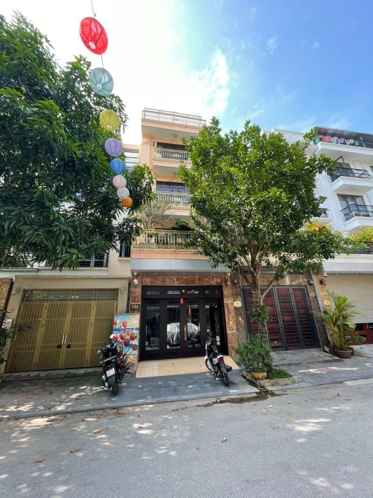 Bán nhà liền kề 5 tầng, KĐT Văn Phú, Hà Đông - Full nội thất, 90m2, 20.x tỷ