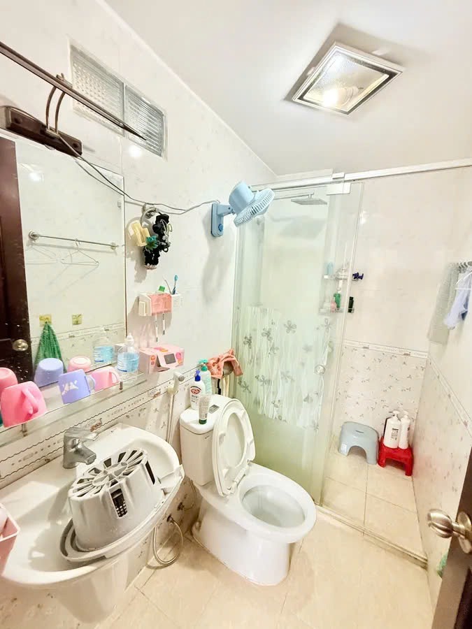 Mặt Tiền Âu Cơ - Nhà 4 Tầng 110m² - Giá 9.4 Tỷ - Tân Phú
