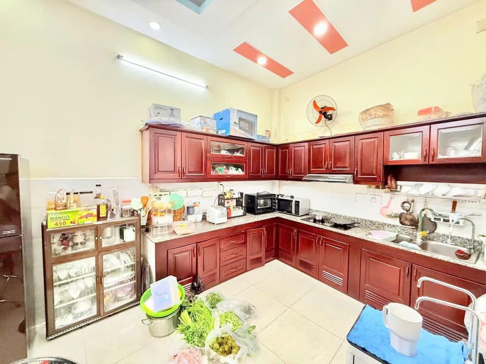 Mặt Tiền Âu Cơ - Nhà 4 Tầng 110m² - Giá 9.4 Tỷ - Tân Phú