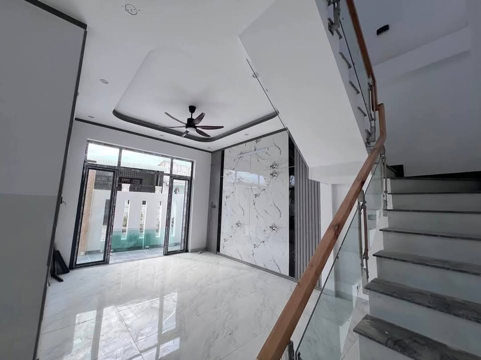 Bán Nhà 1 Trệt 1 Lầu Thái Mỹ, Củ Chi - 90m2, SHR, Giá Tốt