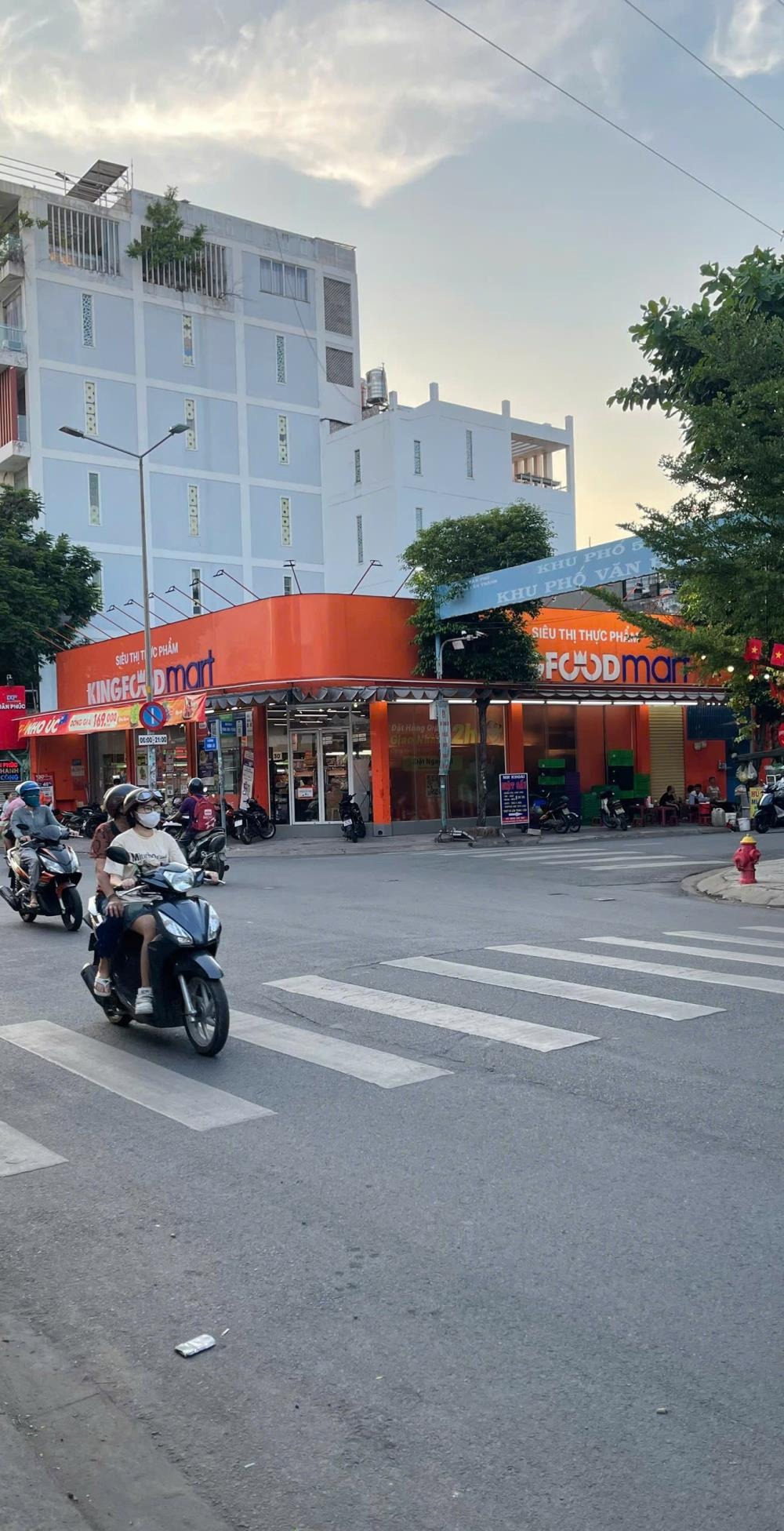 Bán Gấp Siêu Phẩm Hai Mặt Tiền Vườn Lài & Phan Đình Phùng, Quận Tân Phú - Vị Trí Vàng Đầu Tư