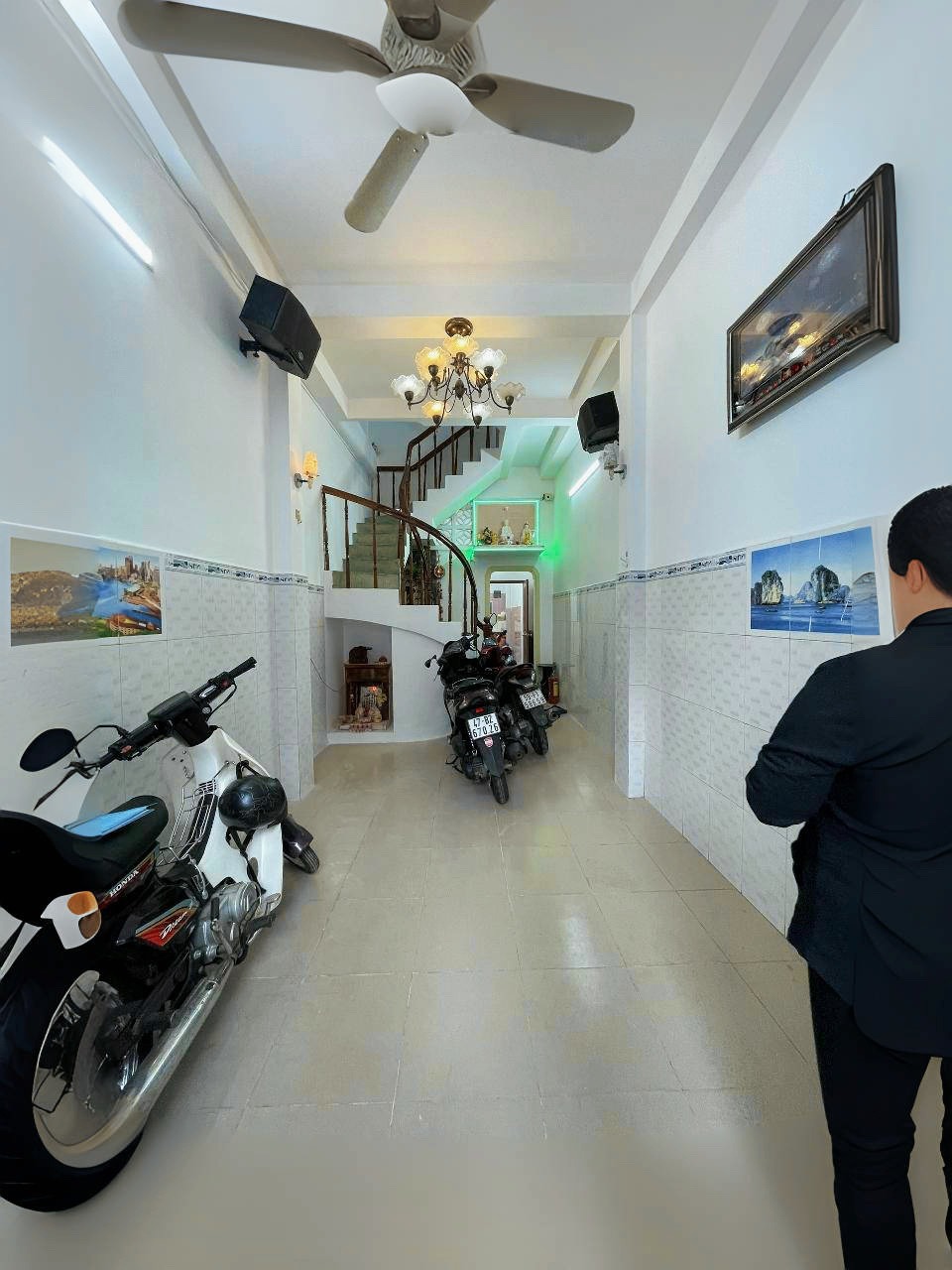 Hẻm Oto Tránh 57m2, 4 Tầng BTCT, Quận 10 - Giá 10.7 Tỷ