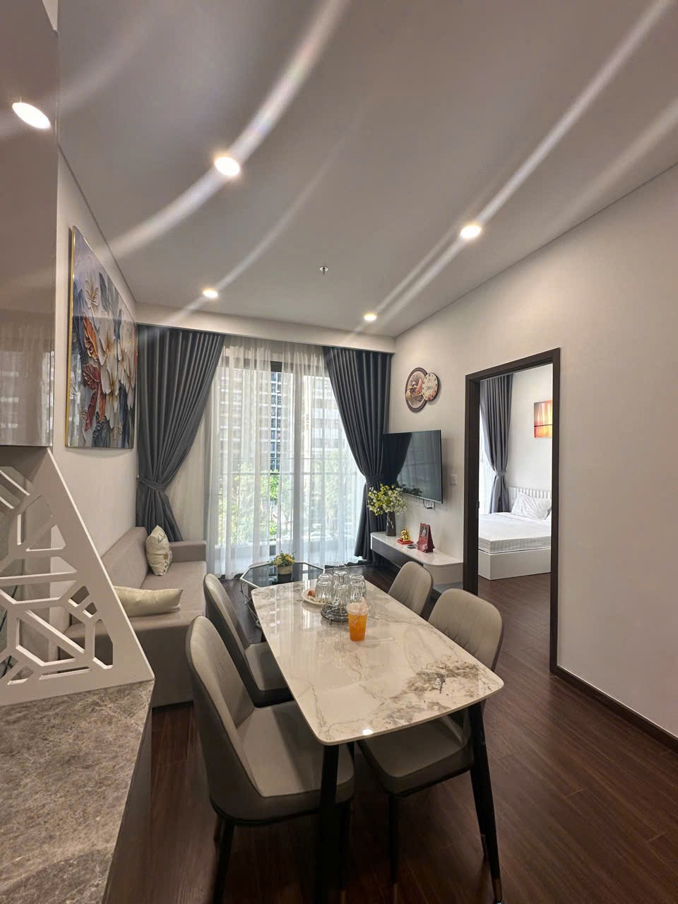 Căn hộ 2PN, 2VS OCP: Giá 3.1 tỷ, View Đẹp, Tiện Ích Vượt Trội