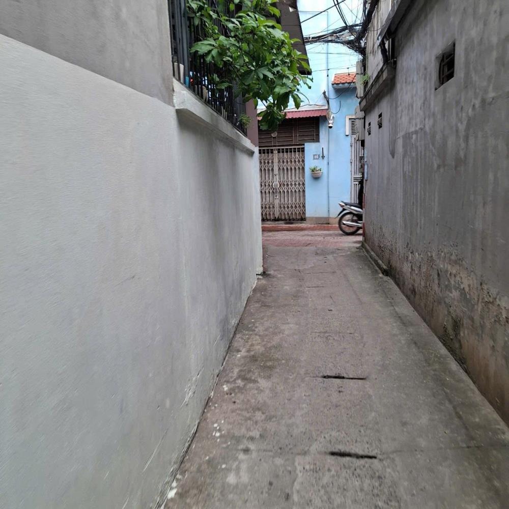 Đất nền Đông Ngạc 49.3m² - Vị trí đẹp, mặt tiền 6.7m, giá 6.9 tỷ