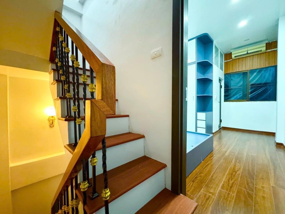 Nhà 6 Tầng, Ngõ Thông, Gần ĐH Mỏ - 4.65 Tỷ