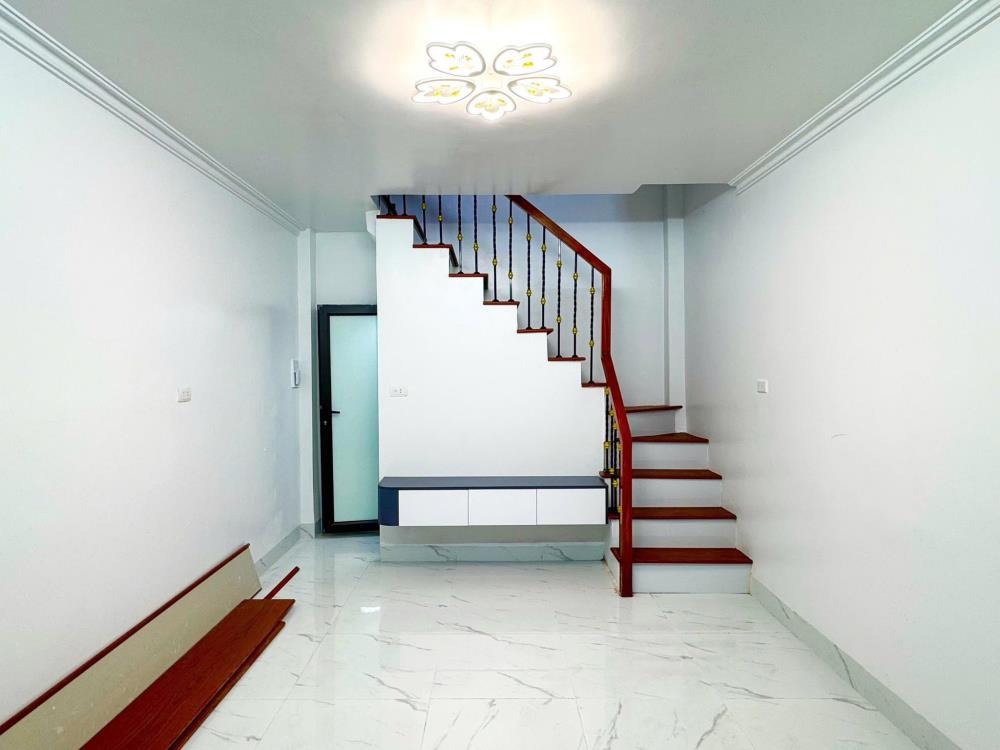 Nhà 6 Tầng, Ngõ Thông, Gần ĐH Mỏ - 4.65 Tỷ