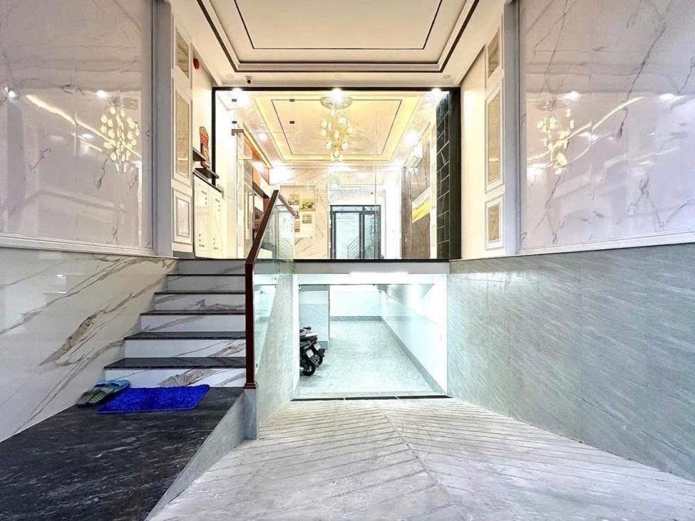 Bán Biệt Thự Thang Máy Quận 10 - 7 Tầng, 100m2 - Giá 31 Tỷ