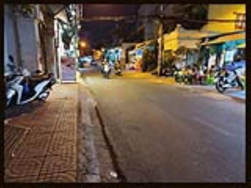 Cho Thuê Nhà Phố Mặt Tiền Quận 8 - 4.2x17m - Giá 25 Triệu