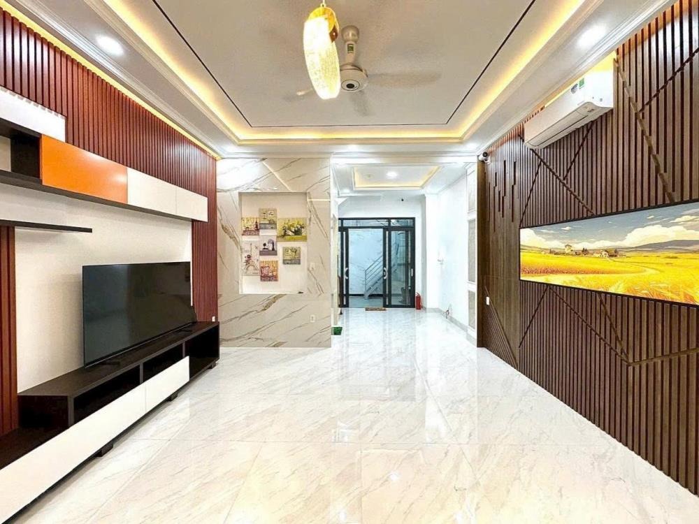 Bán Biệt Thự Thang Máy Quận 10 - 7 Tầng, 100m2 - Giá 31 Tỷ