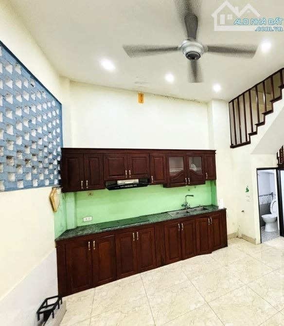 Nhà Mặt Ngõ Kinh Doanh Ngọc Thuỵ - 38x5 Tầng - Giá 7.9 Tỷ