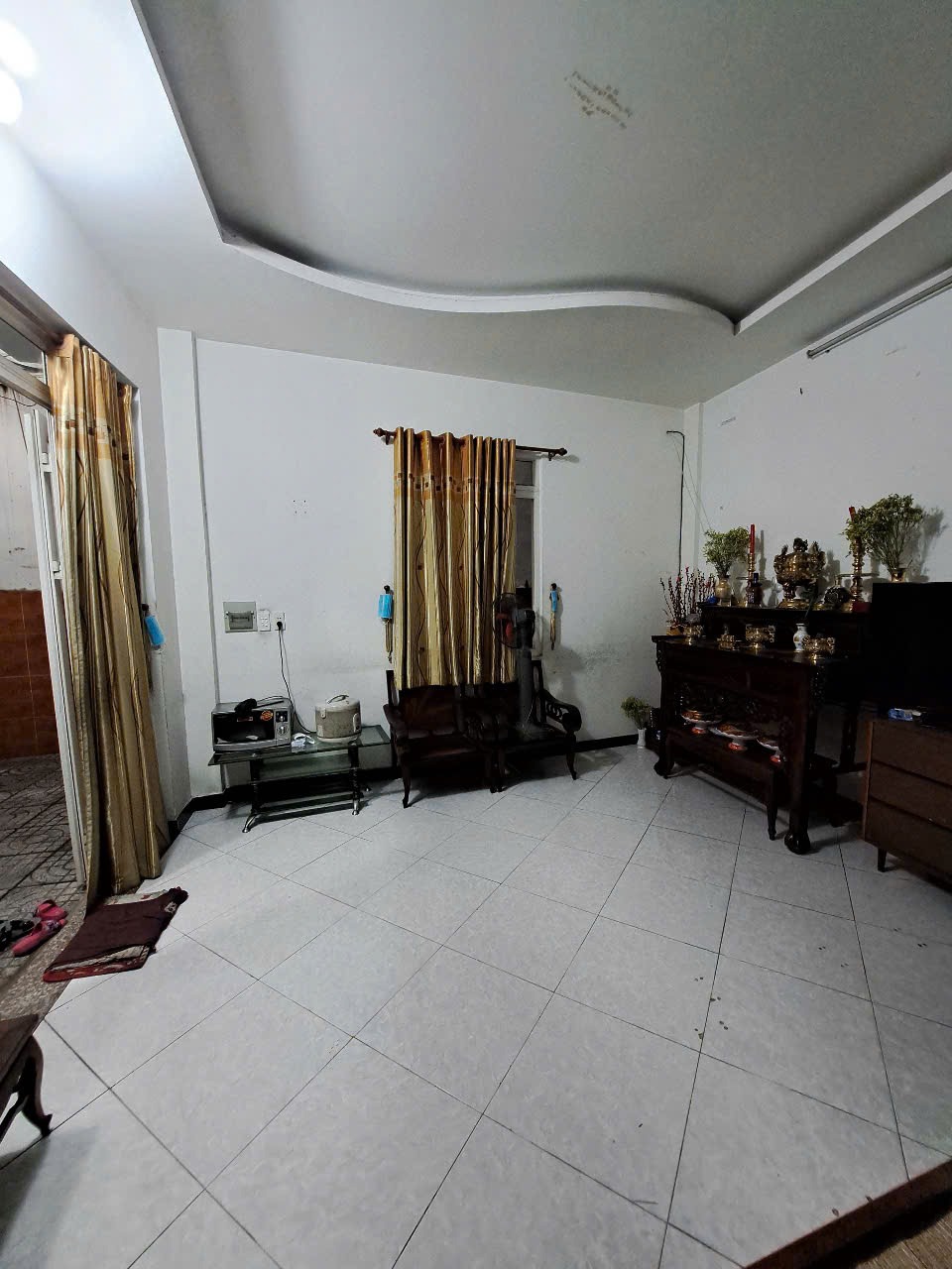 Bán Gấp Mặt Tiền Sân Bay Tân Bình - 8.2x20m, 3 Tầng, Giảm 3 Tỷ