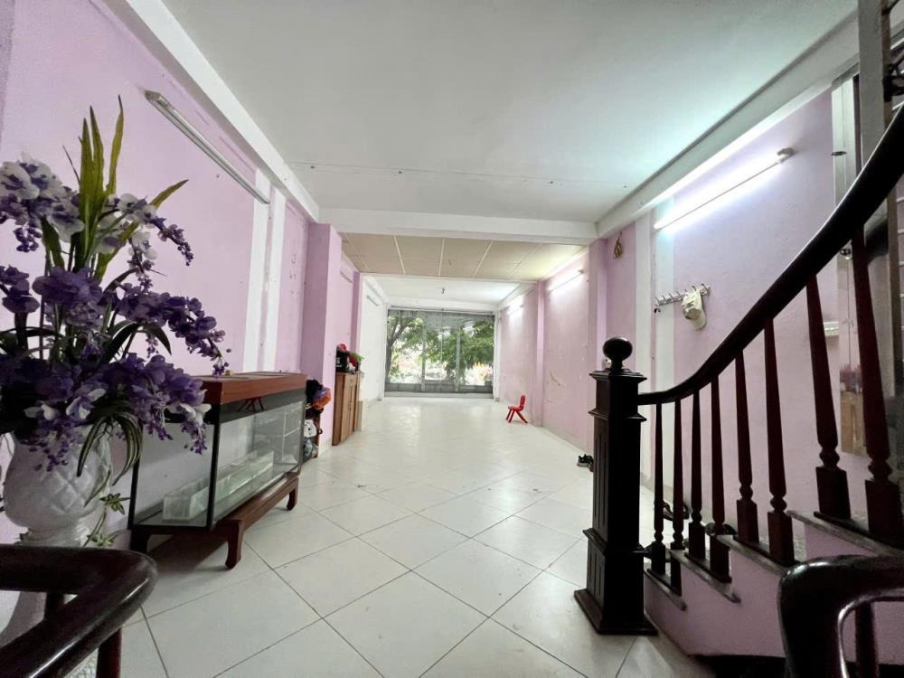 Bán nhà mặt phố Khương Trung, Hà Nội: 16.8 tỷ, 38.8m², View Đẹp, Vị Trí Vàng