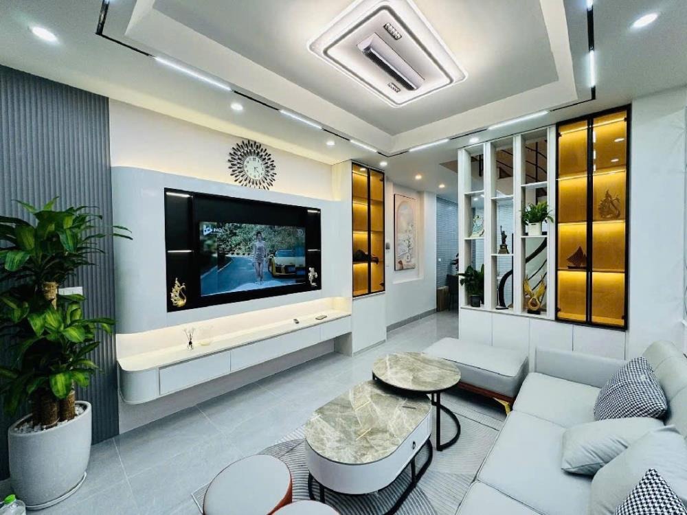 Bán Gấp Nhà Khương Hạ - 33m2 - 7 Tỷ - Vị Trí Đẹp, Nội Thất Cao Cấp