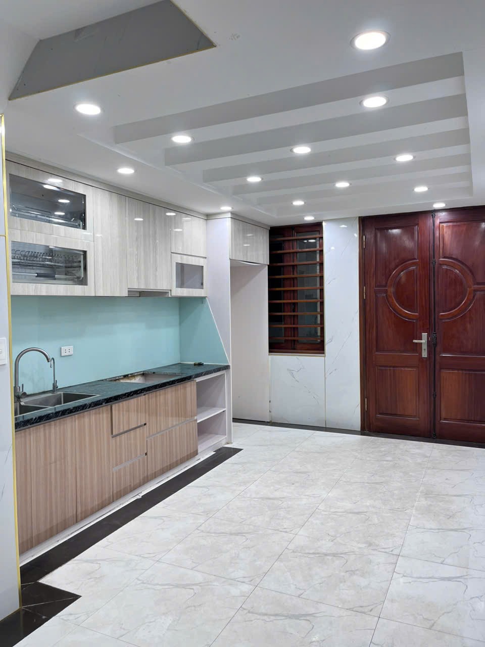 Bán nhà riêng Tây Nam Linh Đàm, Bùi Quốc Khái - 6.38 tỷ, 30m², View Đẹp