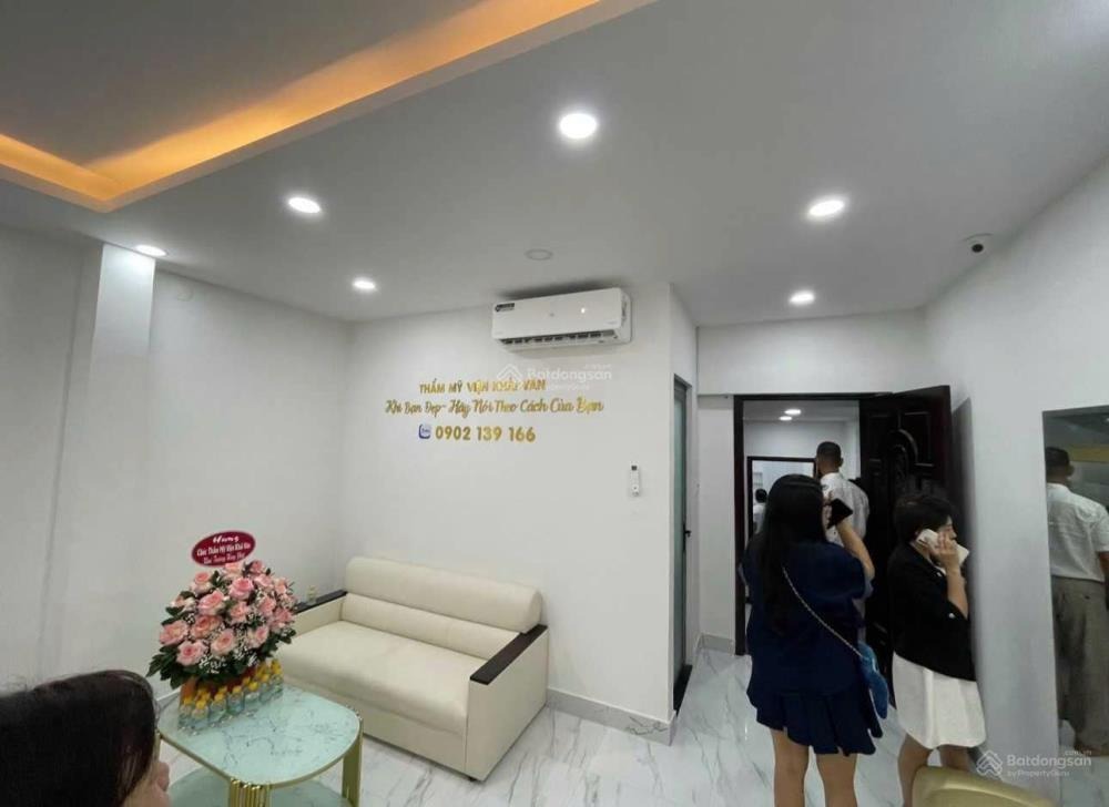 Bán nhà mặt tiền Hoàng Việt, Tân Bình - 4.7x20m, 6 tầng, 32 tỷ