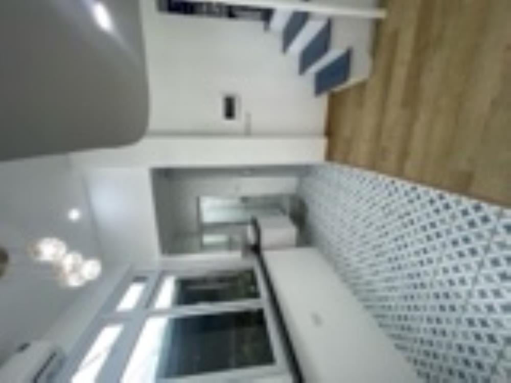 Siêu phẩm nhà phố Tây Hồ - 3 Tầng, Sổ Đỏ, View Đẹp, Giá Tốt