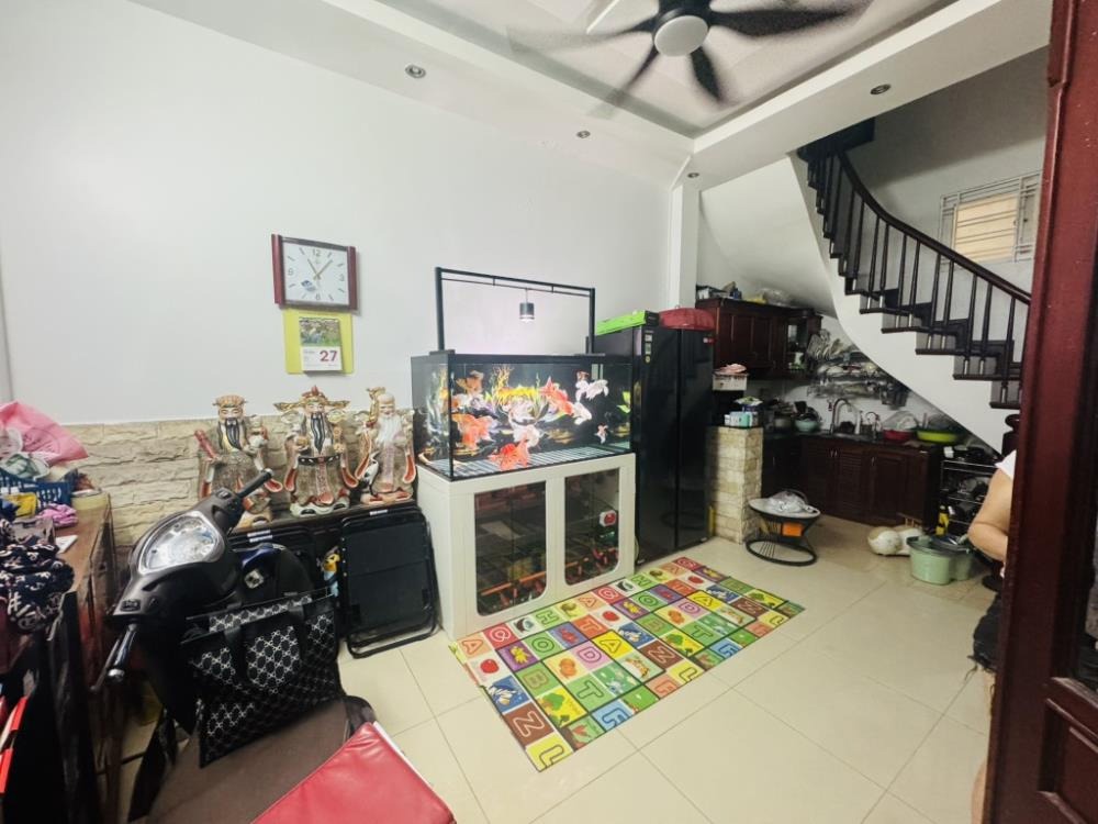 Bán Nhà Mặt Đất Cầu Giấy - 4.2 Tỷ - 29m2 - Ngõ Thông - Nguyễn Khánh Toàn