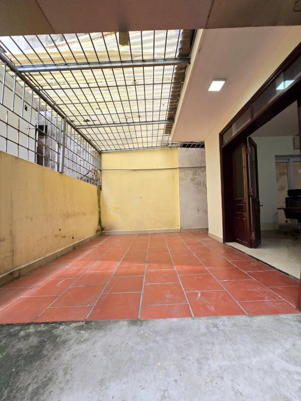 Bán nhà riêng Đống Đa, gần Hồ Đắc Di - Phân Lô - Ô Tô Vào Nhà
