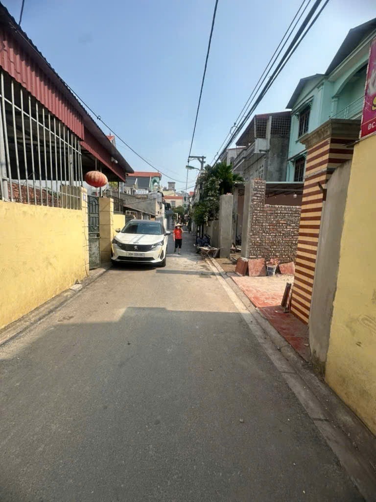 Bán đất Phú Thị, Gia Lâm 69m² - Giá 5.55 Tỷ - Vị Trí Đắc Địa
