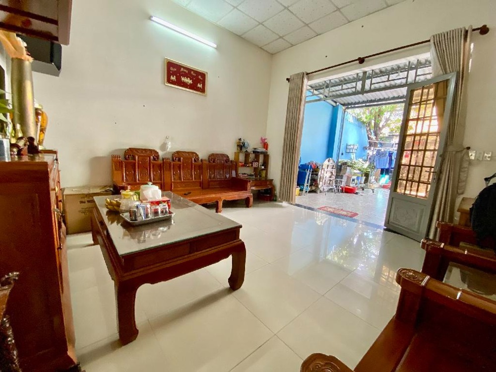Bán nhà cấp 4, 90m2, Thủ Đức - Giá 4.7 tỷ - SHR