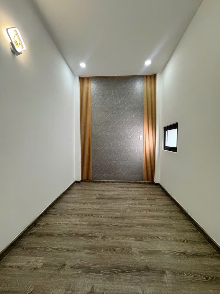 Nhà đẹp Tân Bình - Giá 3.95 tỷ - Full Nội Thất - Gần Chợ