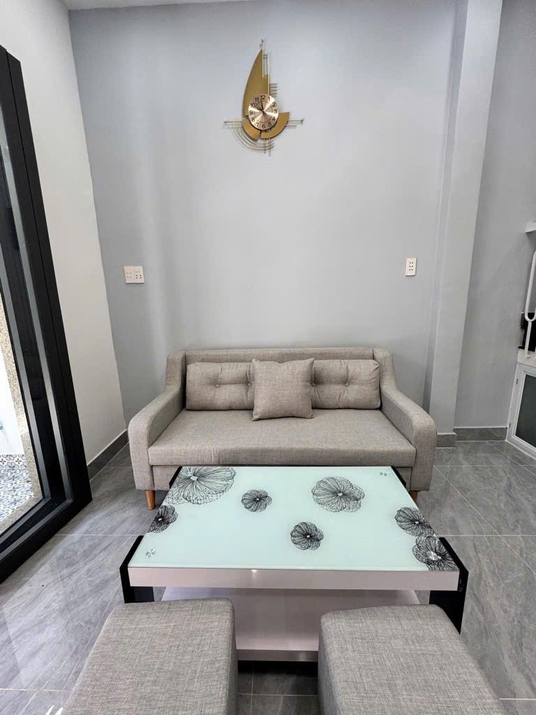 Nhà đẹp Tân Bình - Giá 3.95 tỷ - Full Nội Thất - Gần Chợ