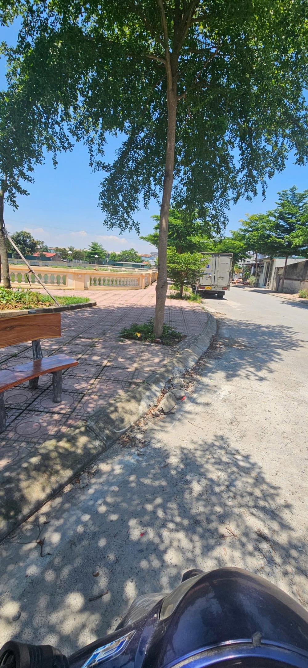 Bán nhà 65m2 Thôn Đoài, Nam Hồng - Đường Trải Nhựa, Gần Hồ Điều Hòa