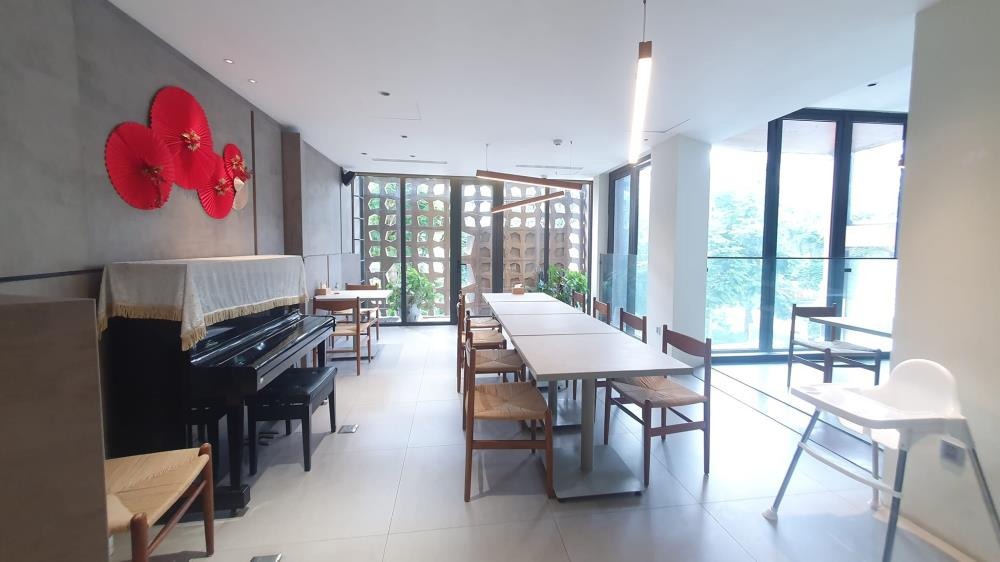 Bán Gấp Nhà Mặt Phố Lạc Long Quân 115m2, 8 Tầng, Vị Trí Đẹp - Giá Tốt