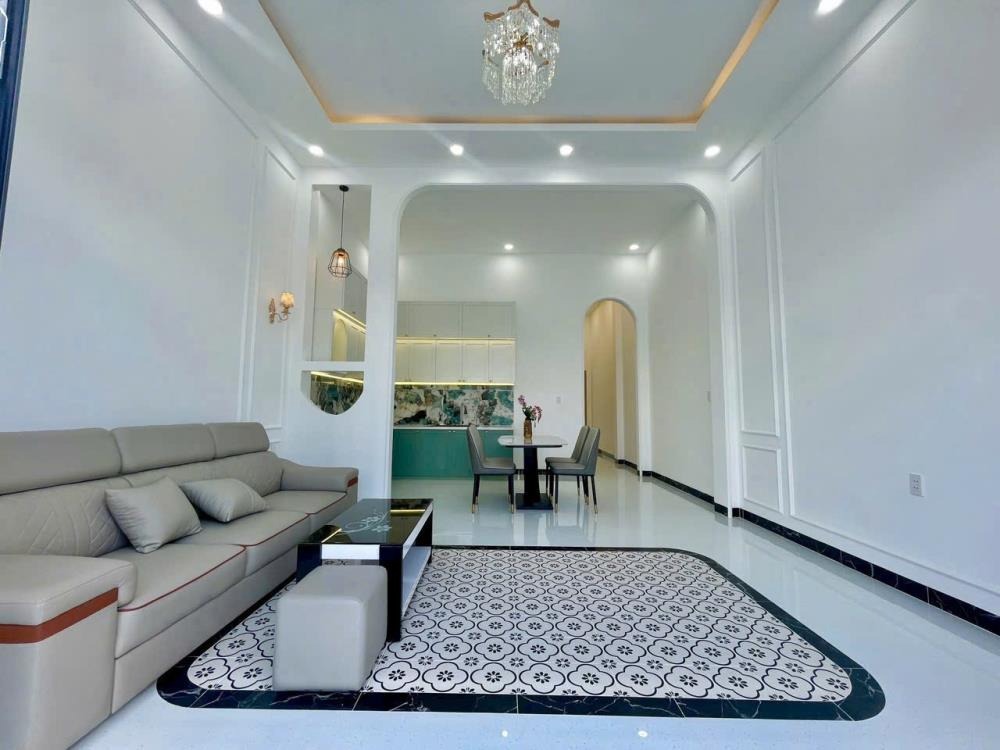 Nhà Bình Chánh Ngộp Giá: 1 Trệt 1 Lầu, Sổ Riêng, 960 Triệu