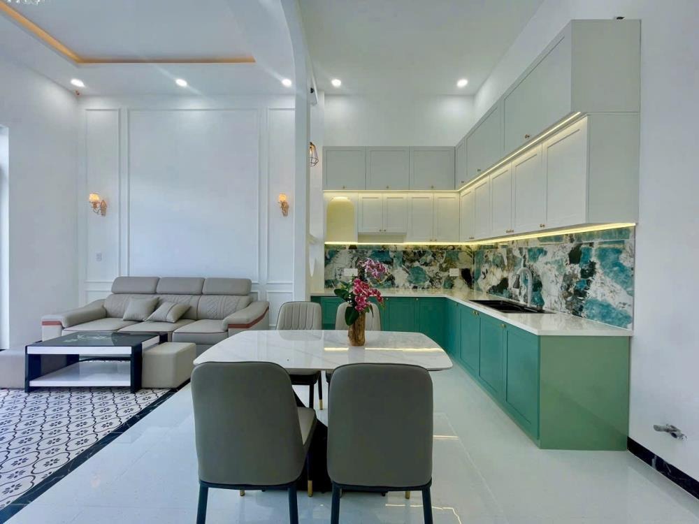 Nhà Bình Chánh Ngộp Giá: 1 Trệt 1 Lầu, Sổ Riêng, 960 Triệu