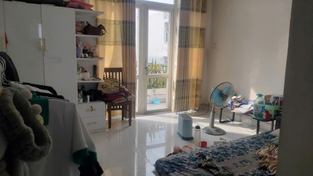 Nhà Đẹp 1 Trệt 1 Lửng 2 Lầu, Sân Thượng, Đường Ô Tô, Quận 12