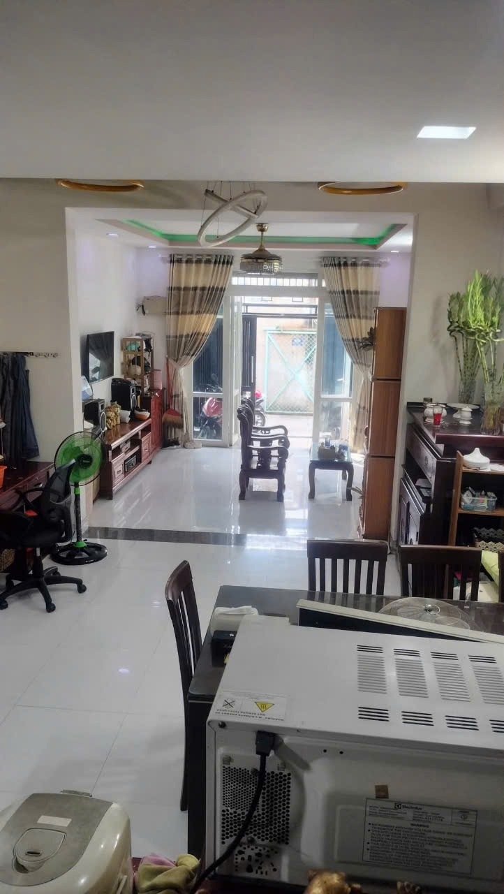 Nhà Đẹp 1 Trệt 1 Lửng 2 Lầu, Sân Thượng, Đường Ô Tô, Quận 12