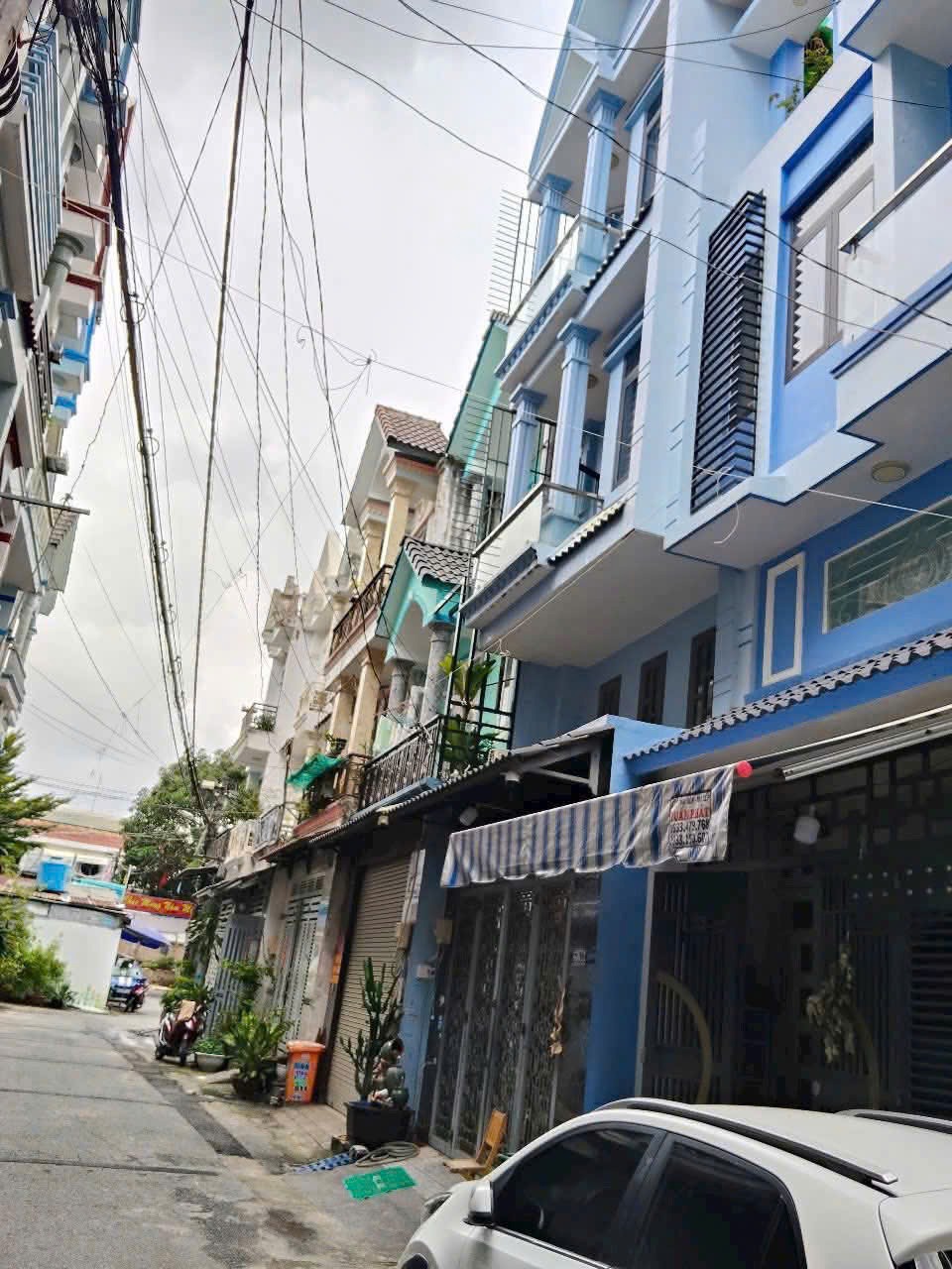 Nhà Đẹp Quận 12: 1 Trệt 2 Lầu, 7m Thông, Giá 4.9 Tỷ