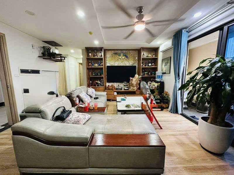 Bán Gấp Căn Hộ The Golden Palm - 3PN - 9.9 Tỷ - Full Nội Thất - Lê Văn Lương