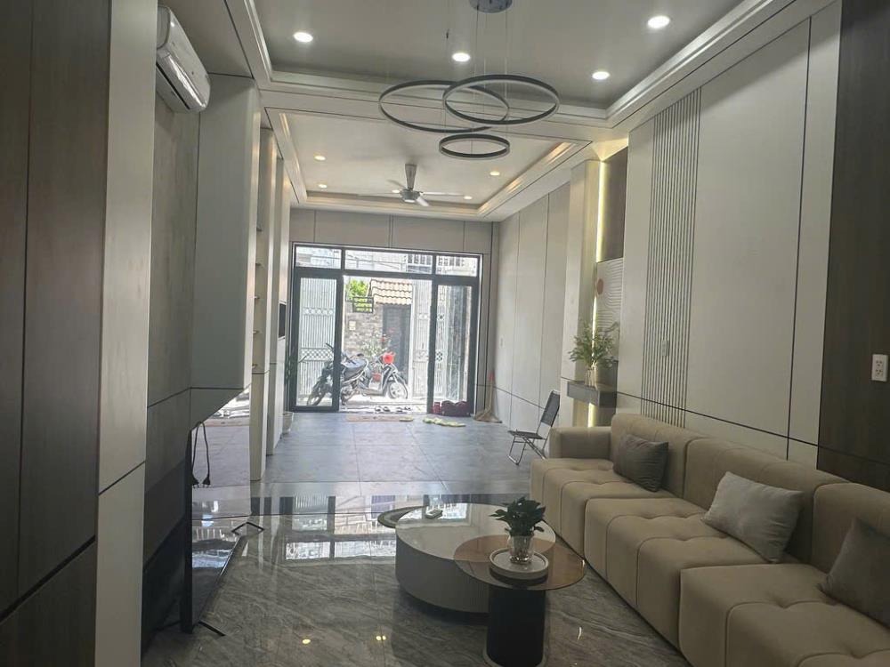 Bán Nhà HXH Huỳnh Tấn Phát, Nhà Bè: 83m2, 4PN, Giá 7.5 Tỷ