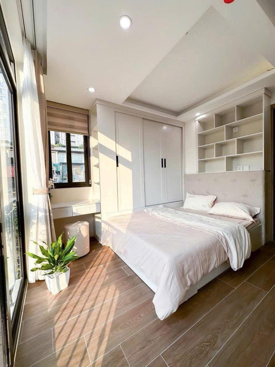 Cổ Nhuế - Nhà Lô Góc 7 Tầng, Thang Máy, Full Nội Thất - Giá 8.99 Tỷ