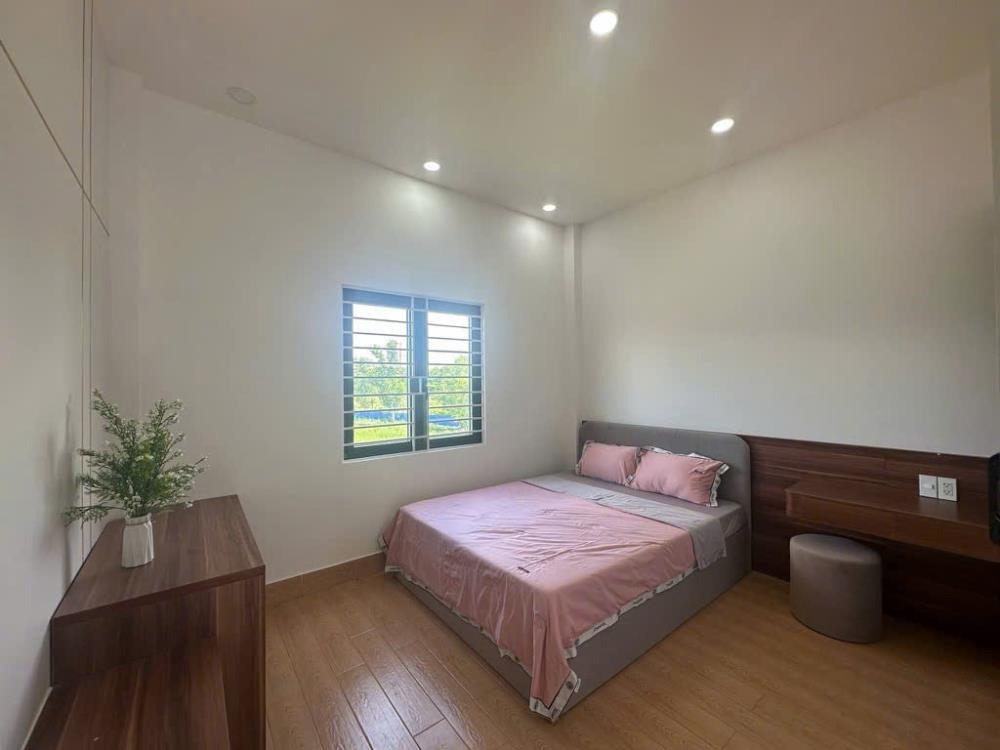 Bán Nhà HXH Huỳnh Tấn Phát, Nhà Bè: 83m2, 4PN, Giá 7.5 Tỷ