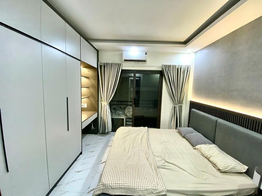 Nhà Mặt Phố Hà Đông - Kinh Doanh Sầm Uất - Giá 7 Tỷ